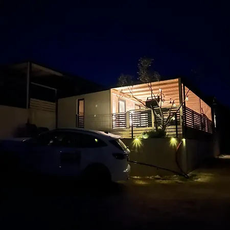 Holiday home Luxury Seaside Mobile Dk, Porat Drage